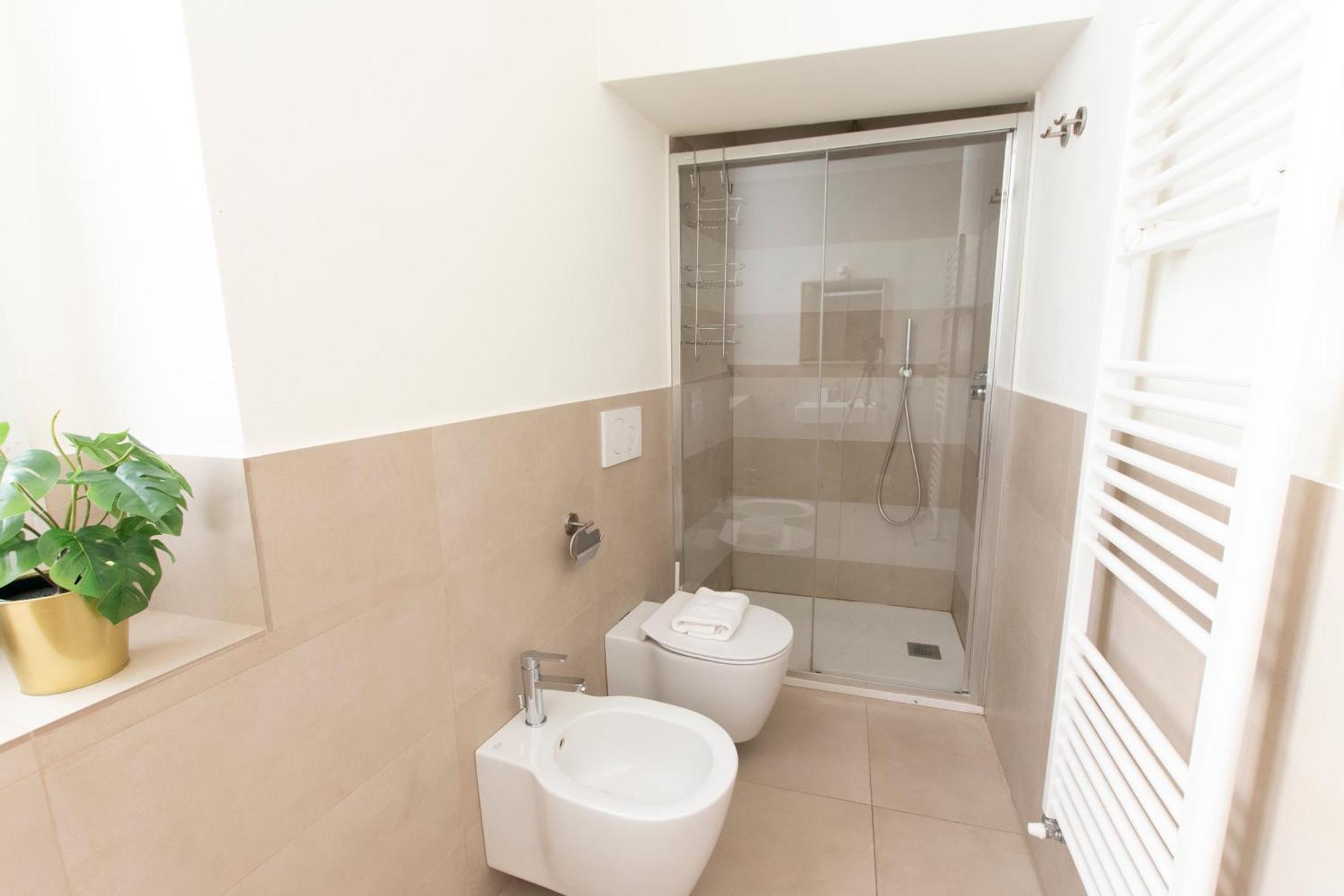 Luxury Apartment Near Duomo Italia 38 Milan Exterior photo